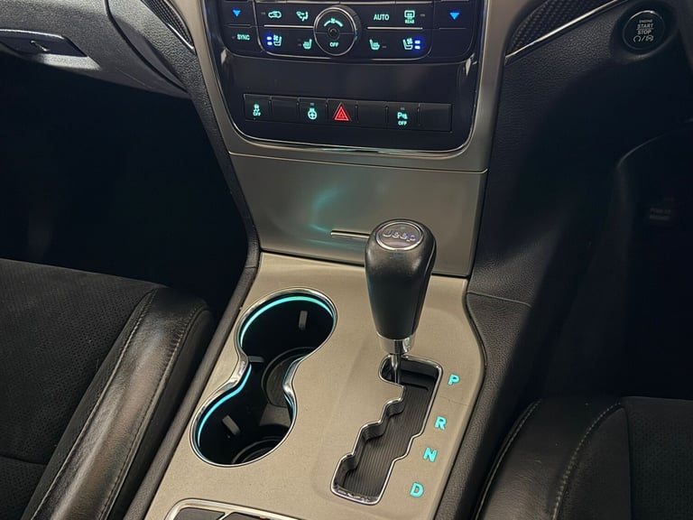 WHITE 2013 JEEP GRAND CHEROKEE S LIMITED CRD 3.0 DIESEL V6 AUTOMATIC 4WD 4X4 SUV