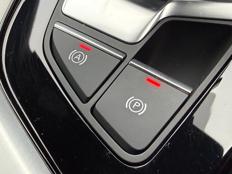 2023 Audi A4 Avant 2.0 TFSI 35 S line Estate 5dr Petrol S Tronic Euro 6 (s/s) (150 ps) ESTATE Pet...