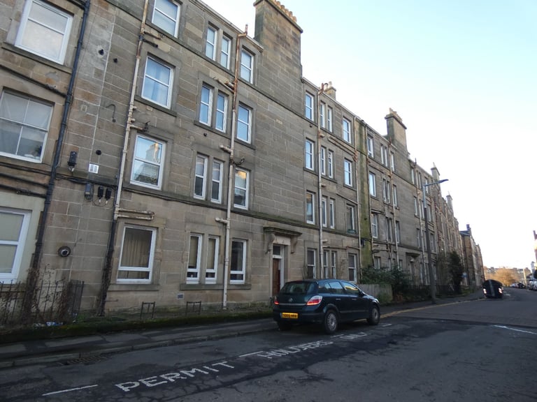 1 Bedroom Flat, Watson Crescent, Polwarth, Edinburgh