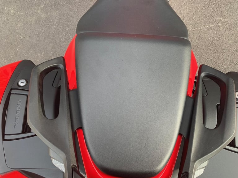 Honda VFR 800 - 2 YEAR WARRANTY 
