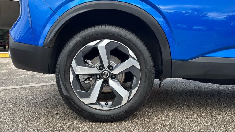 2022 Nissan Qashqai 1.3 DiG-T MH N-Connecta 5dr Petrol Hatchback Hatchback Petrol Manual