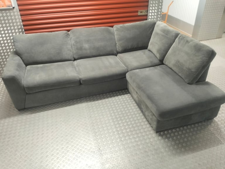 (Like new condition) JOHN LEWIS CORNER SOFA DELIVERY AVAILABLE TODAY 