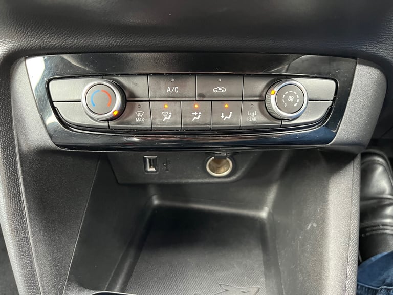 2020 Vauxhall Corsa 1.2 SE 5dr HATCHBACK Petrol Manual