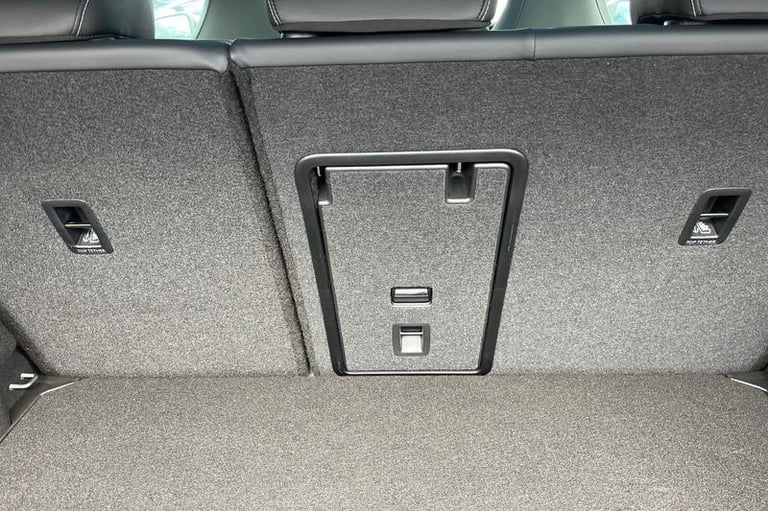 2025 Ford Explorer Extended Range 79kWh Premium SUV 5dr Electric Auto AWD (340 ps) Automatic SUV ...