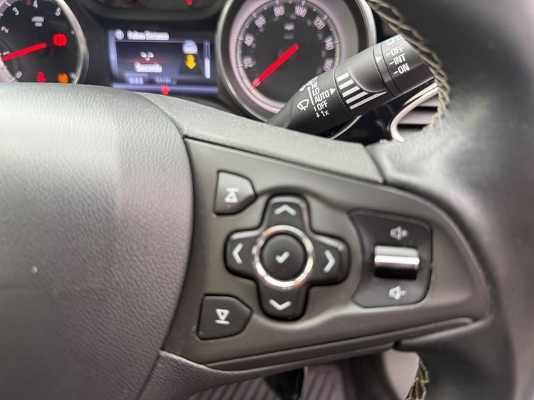 2016 Vauxhall Astra 1.4i Turbo SRi Nav Euro 6 5dr HATCHBACK Petrol Manual