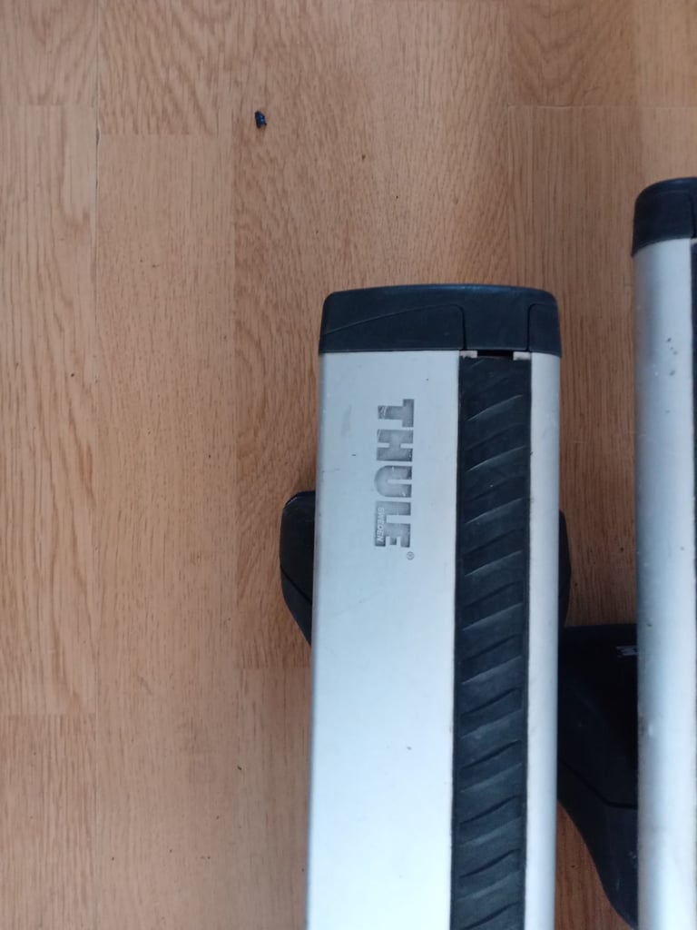 Thule roof bars