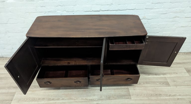 Ercol Windsor 468 sideboard dark finish (DELIVERY AVAILABLE)