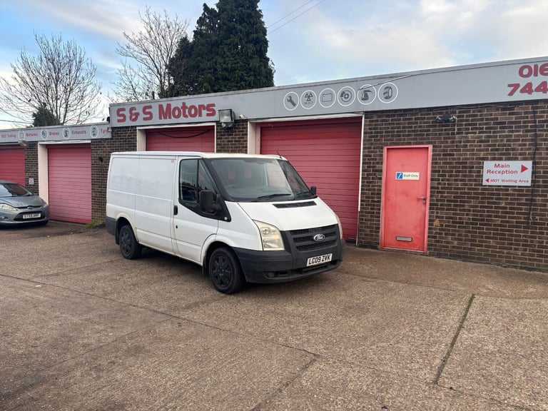 2009 Ford Transit Low Roof Van TDCi 85ps PANEL VAN Diesel Manual