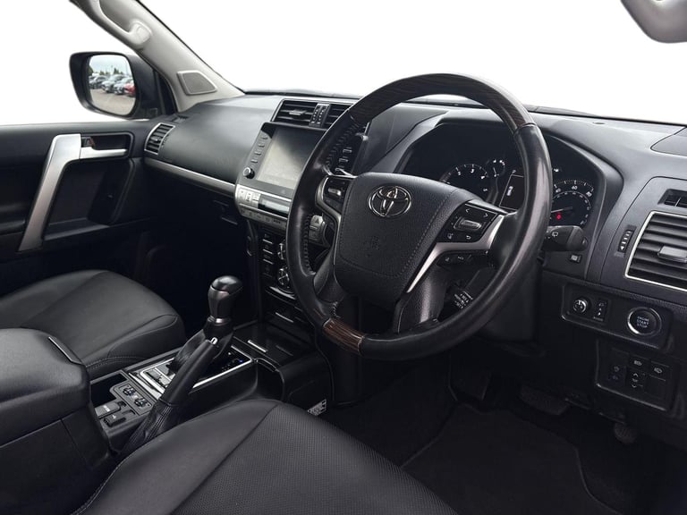 2022 Toyota Land Cruiser 2.8 D-4D 204 Invincible 5dr Auto 7 Seats Station Wagon DIESEL Automatic