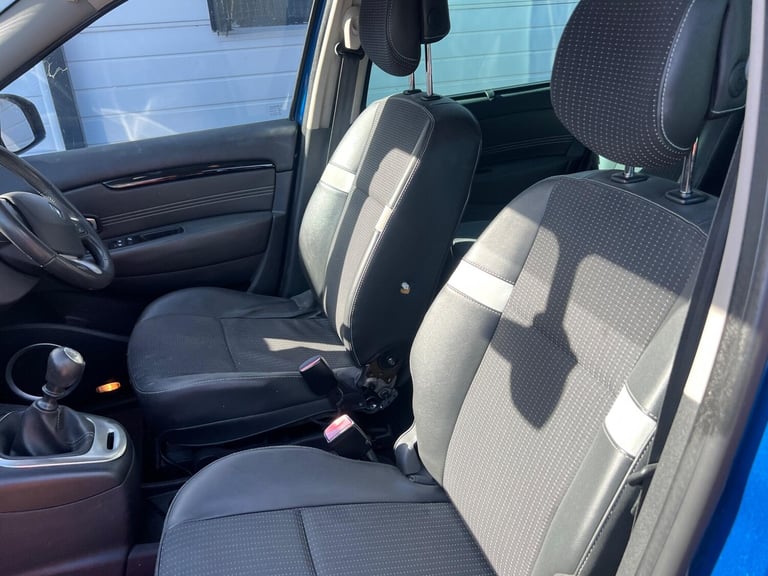 2011 Renault Grand Scenic 1.5 dCi Dynamique TomTom Euro 5 5dr MPV Diesel Manual
