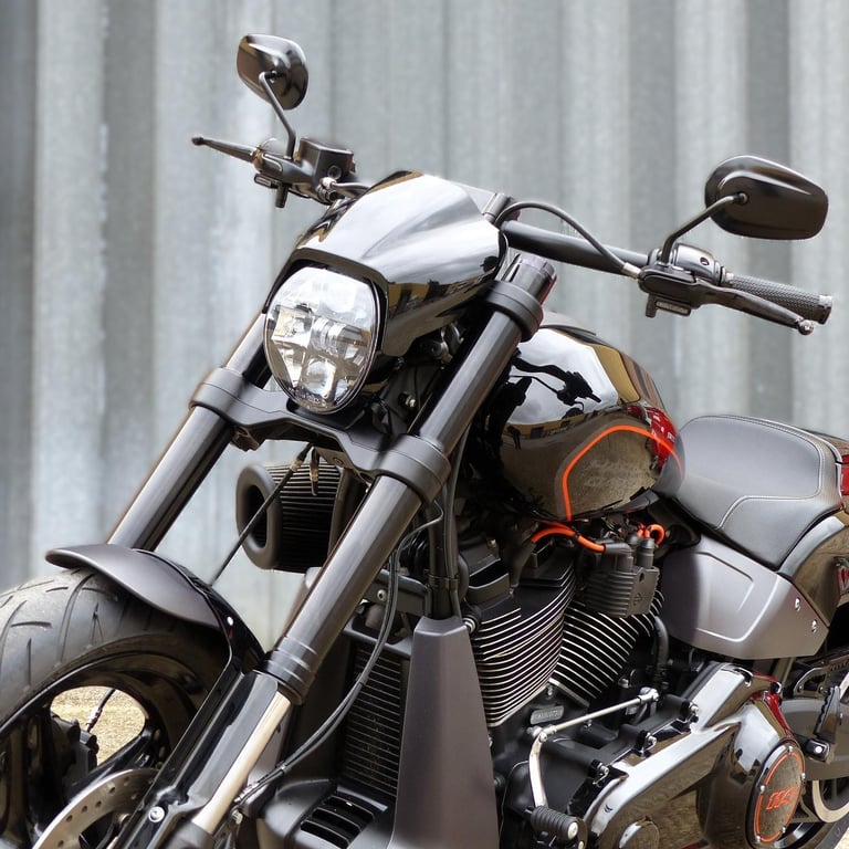HARLEY DAVIDSON FXDRS SOFTAIL 114 1868. A MUSCLE CRUISER IN PERFECT CONDITION.