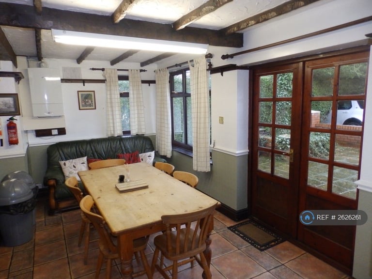 1 bedroom in Chapel Lane, New Longton, Preston, PR4 (#2626261)