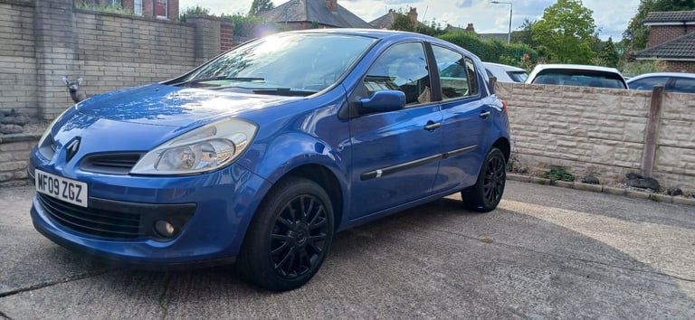 Renault, CLIO, Hatchback, 2009, Manual, 1461 (cc), 5 doors