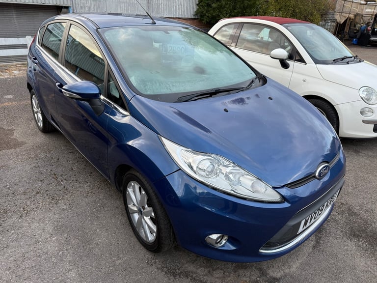 2009 Ford Fiesta 1.4 Zetec 5dr HATCHBACK Petrol Manual