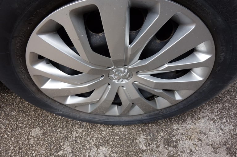 Peugeot Partner 1000 1.5 BlueHDi 100 Professional Van DIESEL MANUAL 2019/69