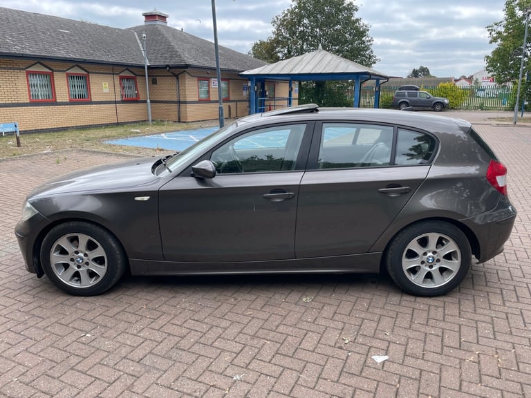2005 BMW 1 Series 120i SE 5dr Step Auto FSH SUNROOF  HATCHBACK Petrol Automatic