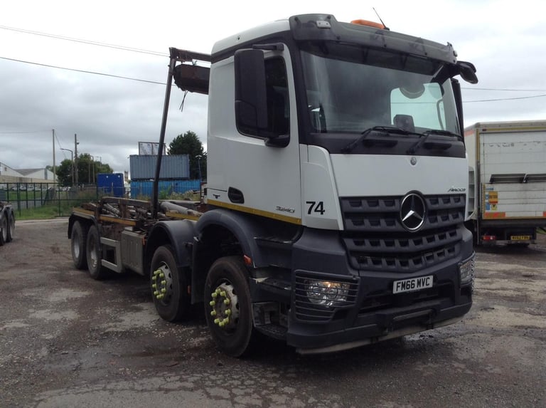 Mercedes-Benz Arocs