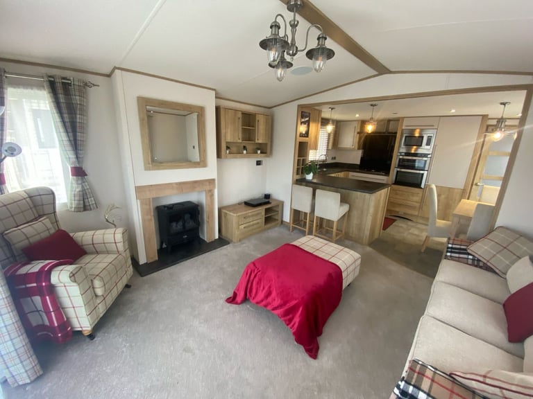 Luxury static caravan holiday home lodge at Swainby Country Park - All year access