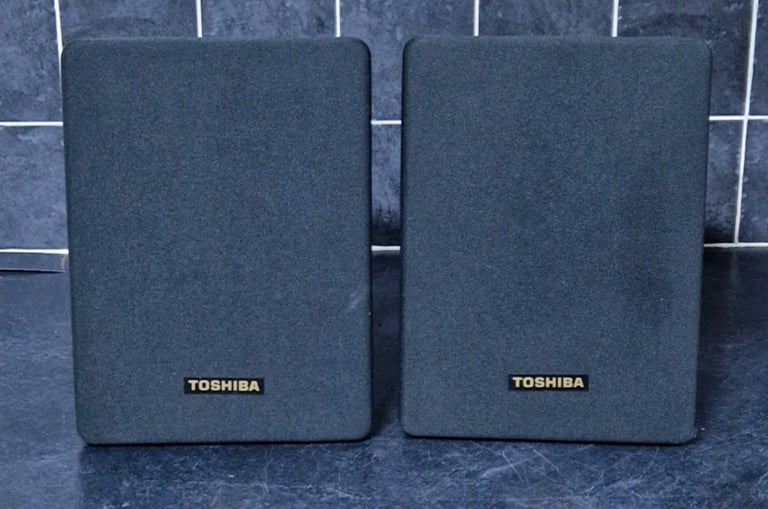 Toshiba Surround Speakers 
