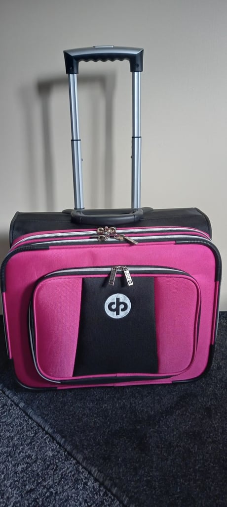 bowling bag on wheels for short mat