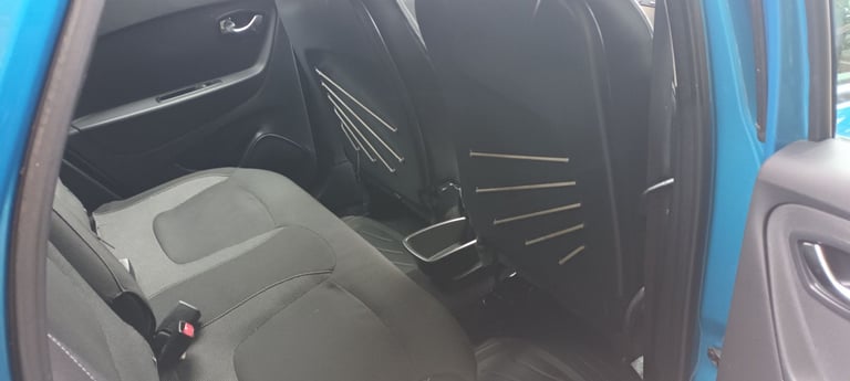 Renault, CAPTUR, Hatchback, 2015, Manual, 1461 (cc), 5 doors