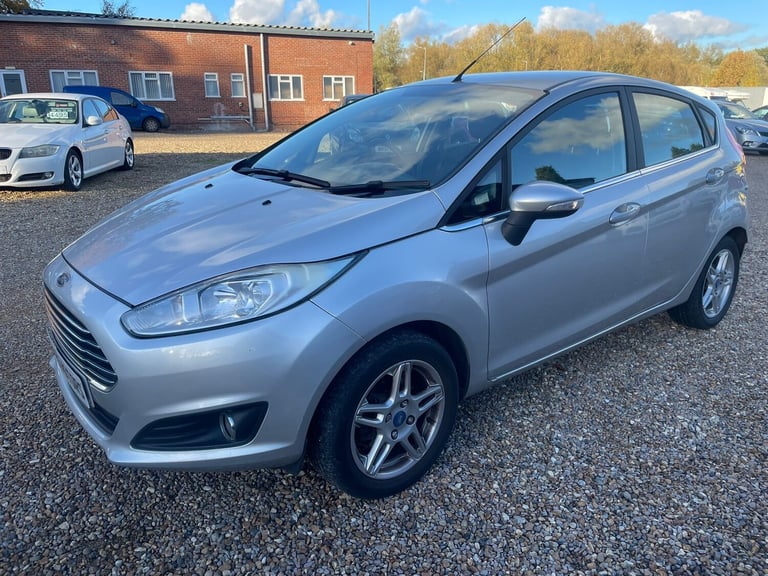 2014 Ford Fiesta 1.5 TDCi Zetec Hatchback 5dr Diesel Manual Euro 5 (75 ps)