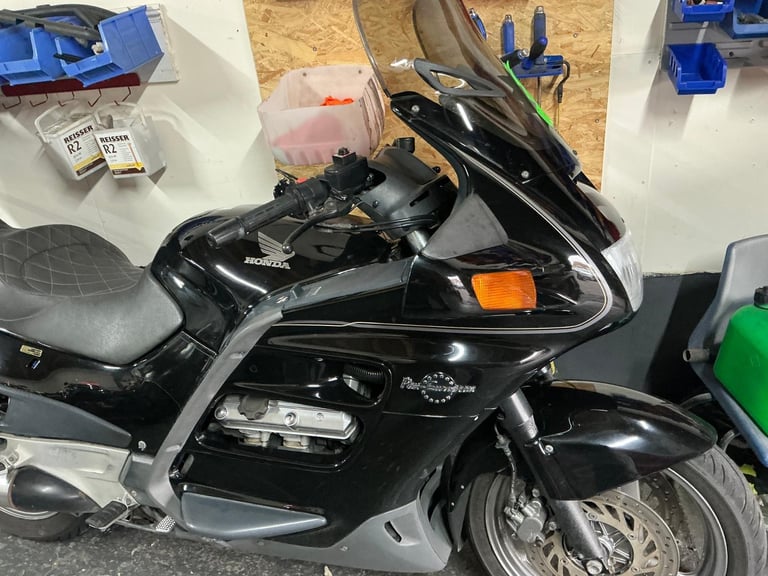 Honda ST1100 free delivery 