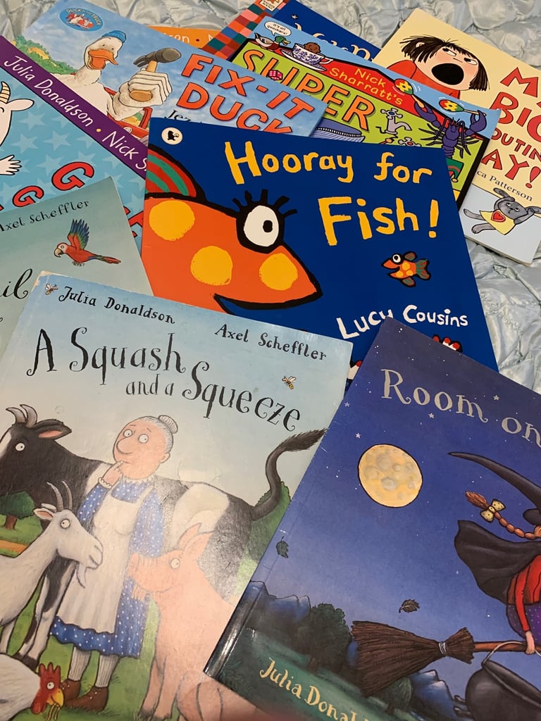 Bundle (14) kids books 