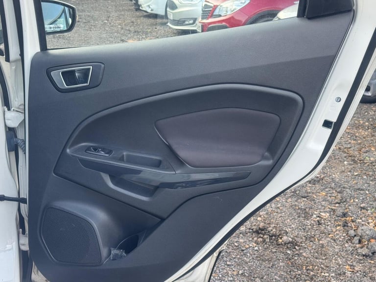 2015 Ford Ecosport 1.0T EcoBoost Zetec 2WD Euro 6 (s/s) 5dr HATCHBACK Petrol Manual