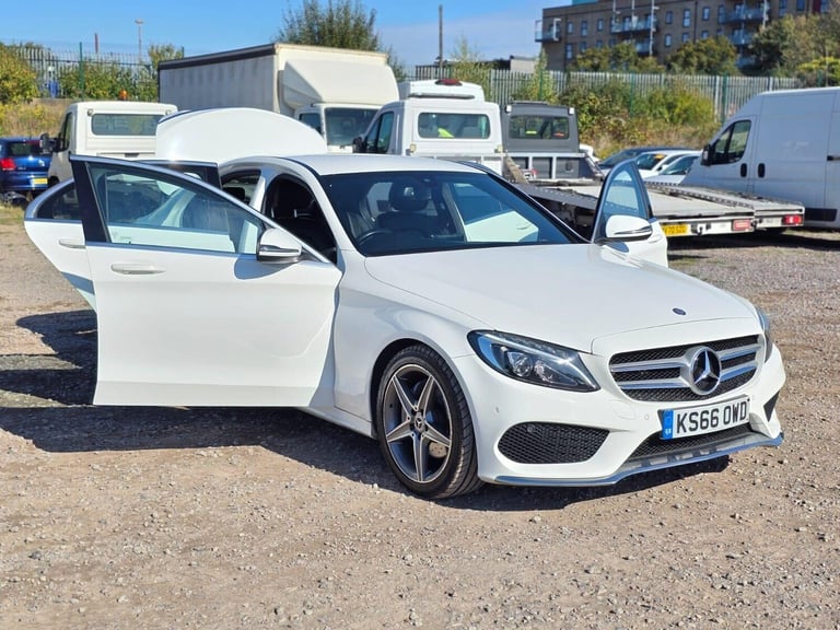 2016 Mercedes-Benz C-Class 2.1 C220d AMG Line Saloon 4dr Diesel G-Tronic+ Euro 6 (s/s) (170 ps) S...