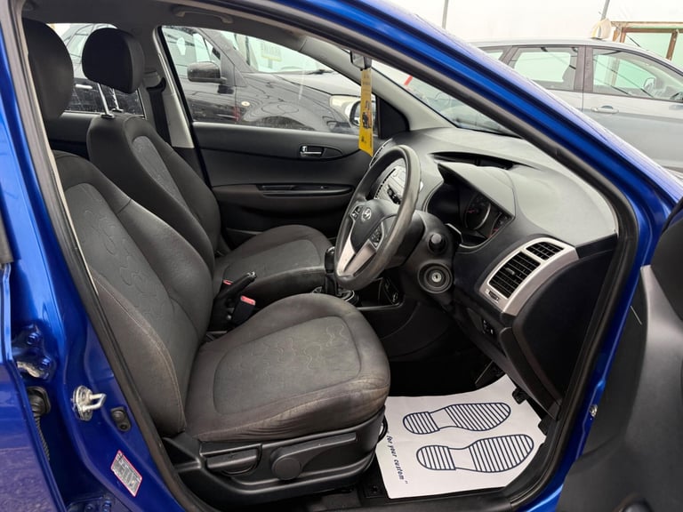 2011 Hyundai i20 1.4 Comfort Euro 5 5dr HATCHBACK Petrol Manual