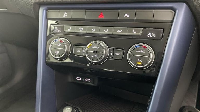 2021 Volkswagen T-Roc United 1.5 TSI 150PS EVO 7-speed DSG 5 Door Automatic Hatchback Petrol Auto...