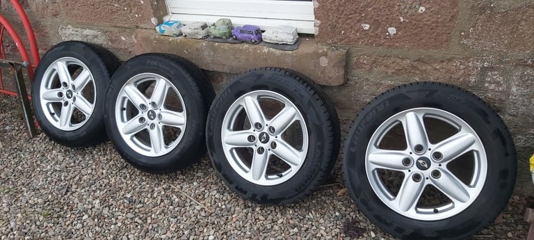 image for MINI COUNTRYMAN 16 INCH ALLOYS 205/60 TYRES