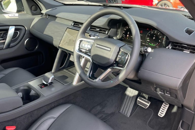 2025 Land Rover Discovery Sport 1.5 P270e 12.17kWh Dynamic SE SUV 5dr Petrol Plug-in Hybrid Auto ...