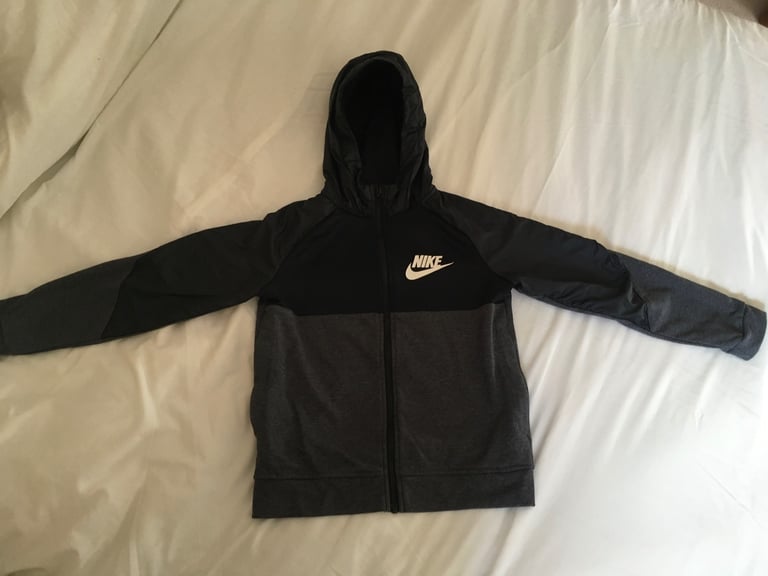 Boys Nike Jacket Size M Age 10-12