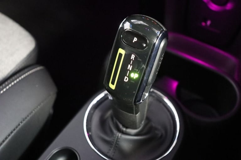 2020 MINI Electric Hatch Cooper SE 32.6kWh Level 2 3dr Auto (SAT NAV, HALF LEATHER) Hatchback ELE...