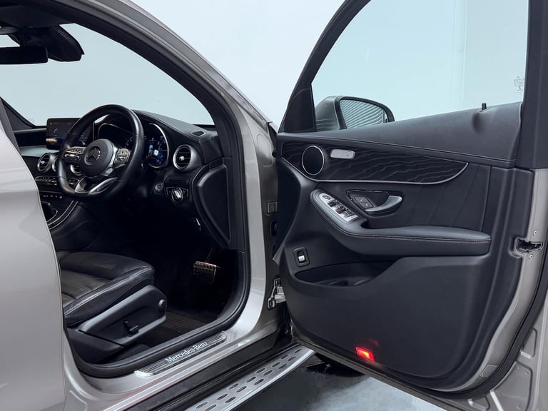 2020 Mercedes-Benz GLC 2.0 GLC300d AMG Line (Premium) Coupe 5dr Diesel G-Tronic+ 4MATIC Euro 6 (s...