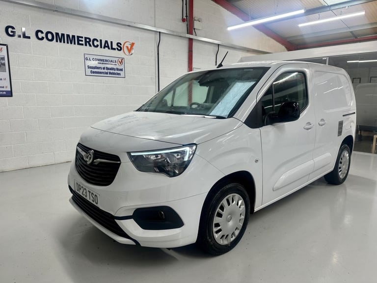 2023 23 VAUXHALL COMBO 1.5 TURBO D 2300 PRO L1 H1 EURO 6 100 BHP * 20,300 3 SEAT