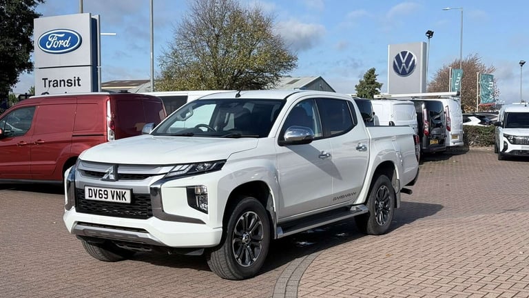 2019 Mitsubishi L200 Double Cab DI-D 150 Barbarian 4WD Double Cab Pick-up Diesel Manual
