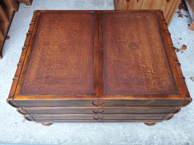 Quirky & Interesting Coffee Table