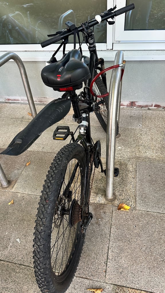 26-inch Mountain Bike,21-Speed, Foldable, Adjustable,Hydraulic Disc Brake+ Free accessories