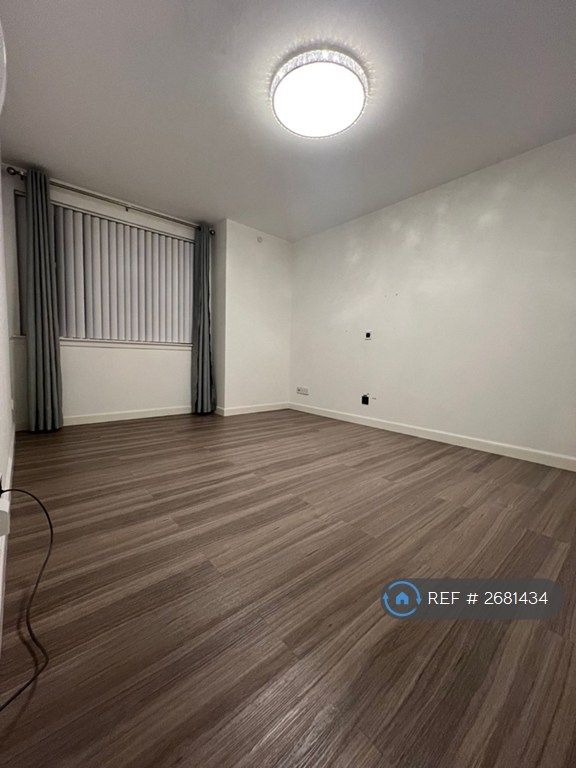 1 bedroom flat in Hardgate, Aberdeen, AB11 (1 bed) (#2681434)