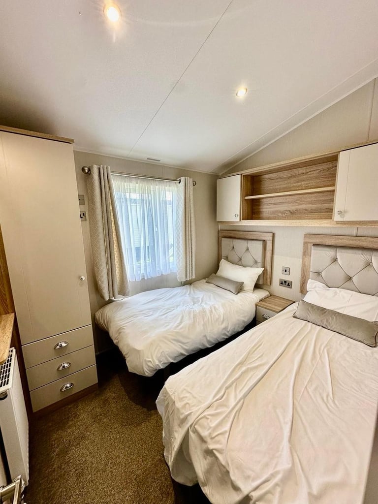 Seaside Luxury Lodge CALL TOM 0️⃣7️⃣9️⃣7️⃣9️⃣1️⃣2️⃣7️⃣8️⃣5️⃣5️⃣ 