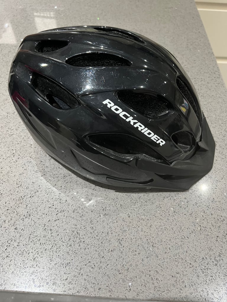 Cycle Helmet BNWT Size Medium