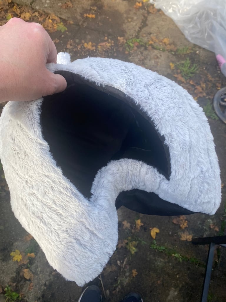 Big cat basket 