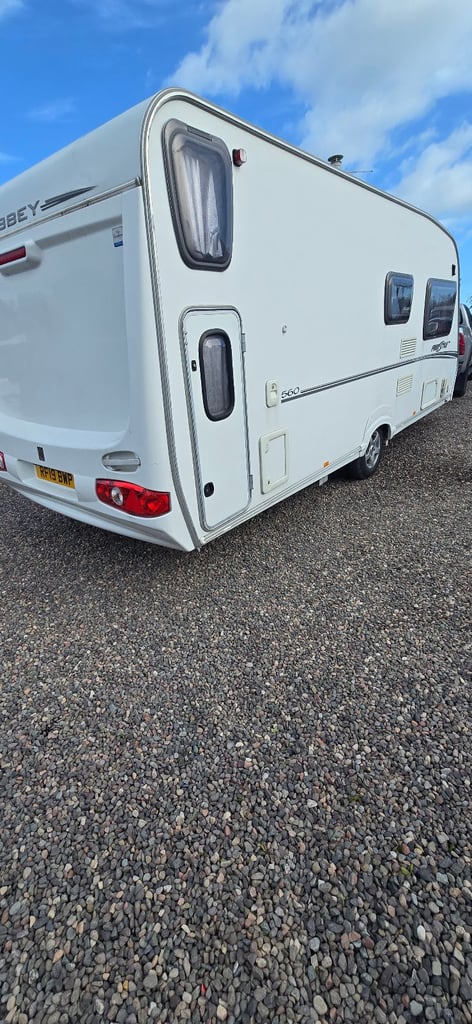 Abbey freestyle 560/6 berth fixed bunk beds 2008 motor mover full awning 