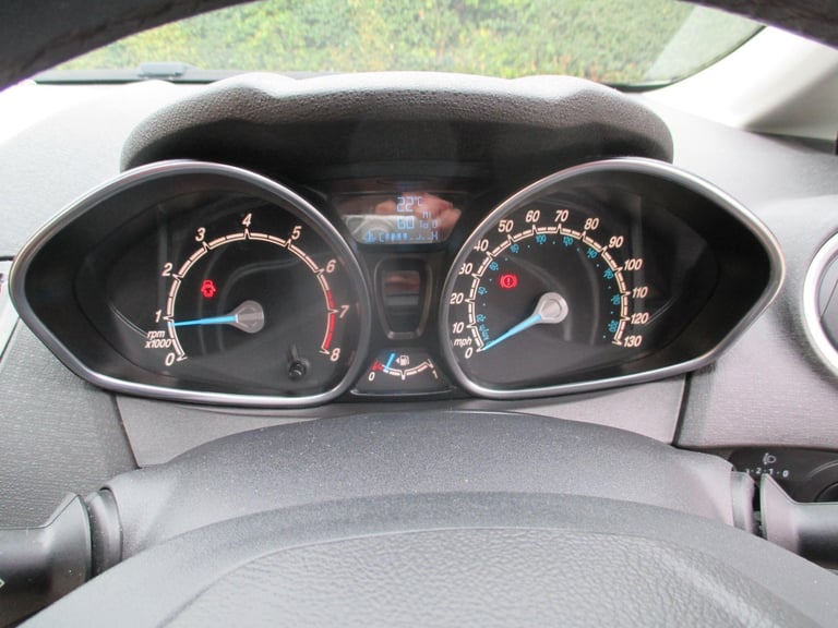2014 Ford Fiesta 1.25 Zetec Euro 5 5dr HATCHBACK Petrol Manual