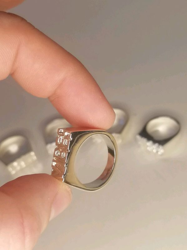 6x mans rings for £8. Brand new. 