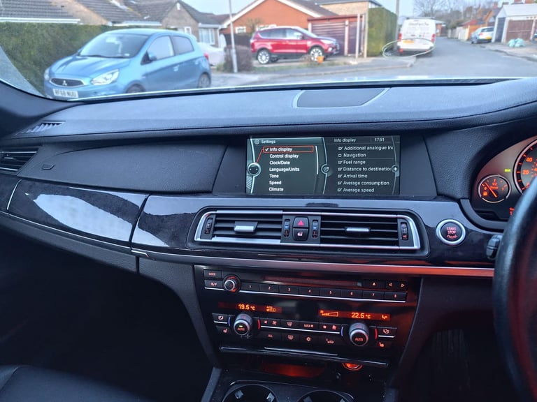 BMW, 730LD SERIES, Saloon, 2010, Semi-Auto, 2993 (cc), 4 doors