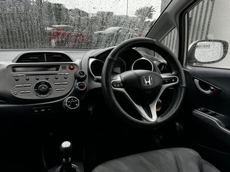 2009 59 HONDA JAZZ 1.4 I-VTEC ES HATCHBACK 5DR PETROL MANUAL EURO 4 (100 PS)